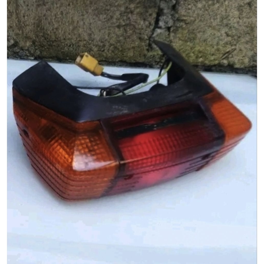 STOPLAMP LAMPU BELAKANG SET SUZUKI RC80 RC100 ORIGINAL