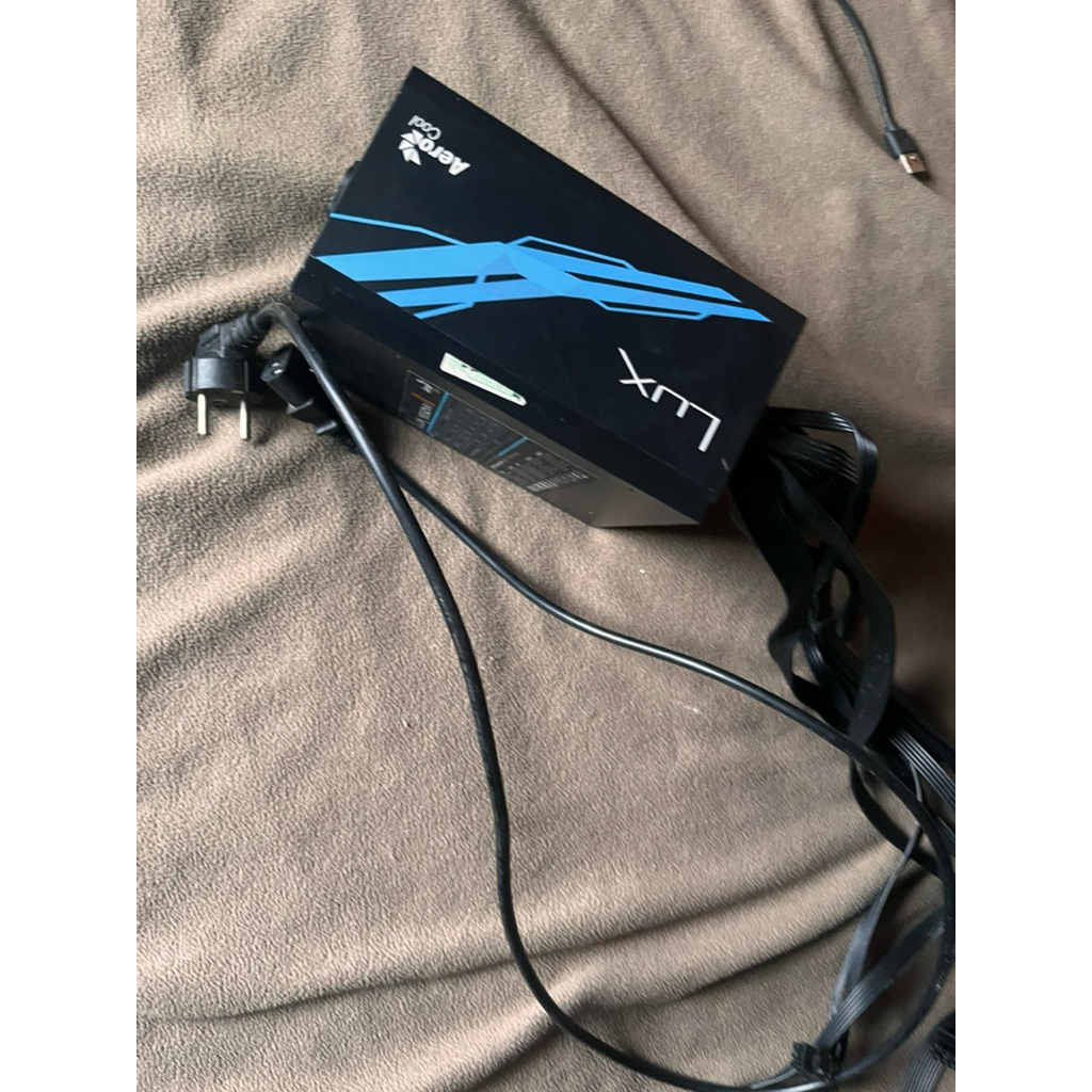POWER SUPPLY LUX 550 WAT AEROCOOL