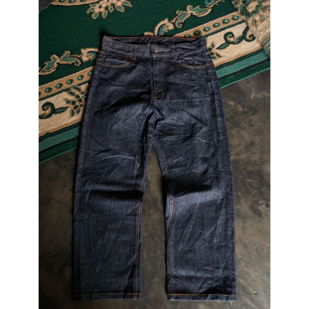 uniform bridge regular jeans pants