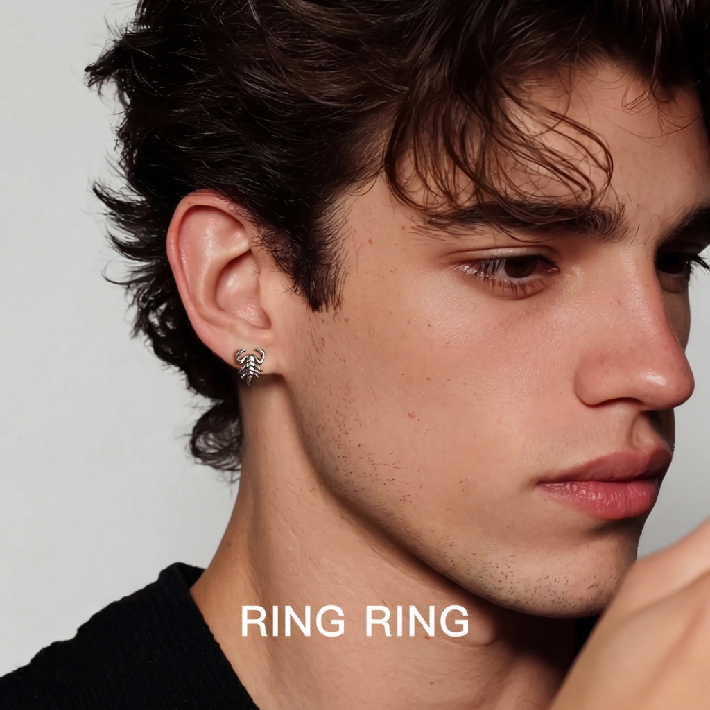 Anting Anting Titanium Motif Kalajengking Pria Anti Karat Aksesori Keren