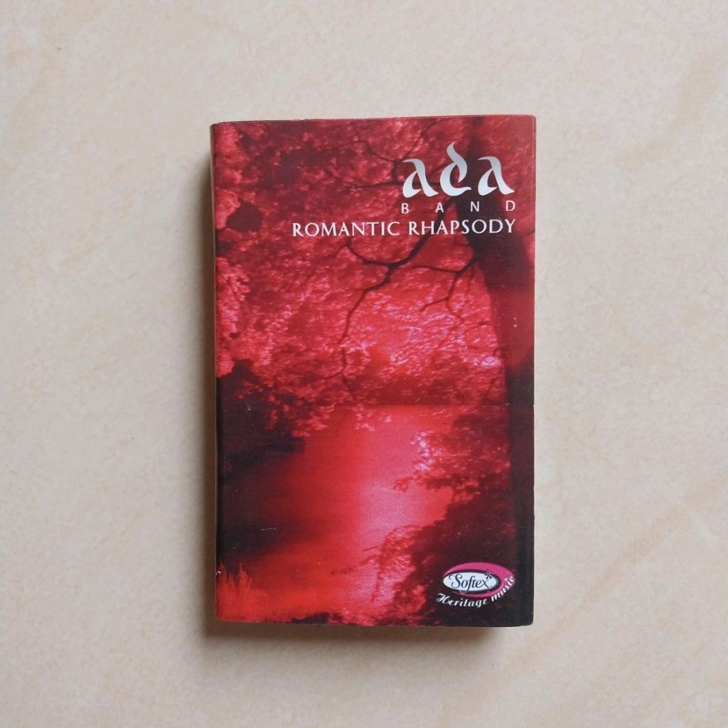 KASET ADA BAND ALBUM ROMANTIC RHAPSODY