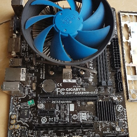 Sepaket AMD FM2+ A10 7700k | Gigabyte F2A68HM-DS2 soket FM2+