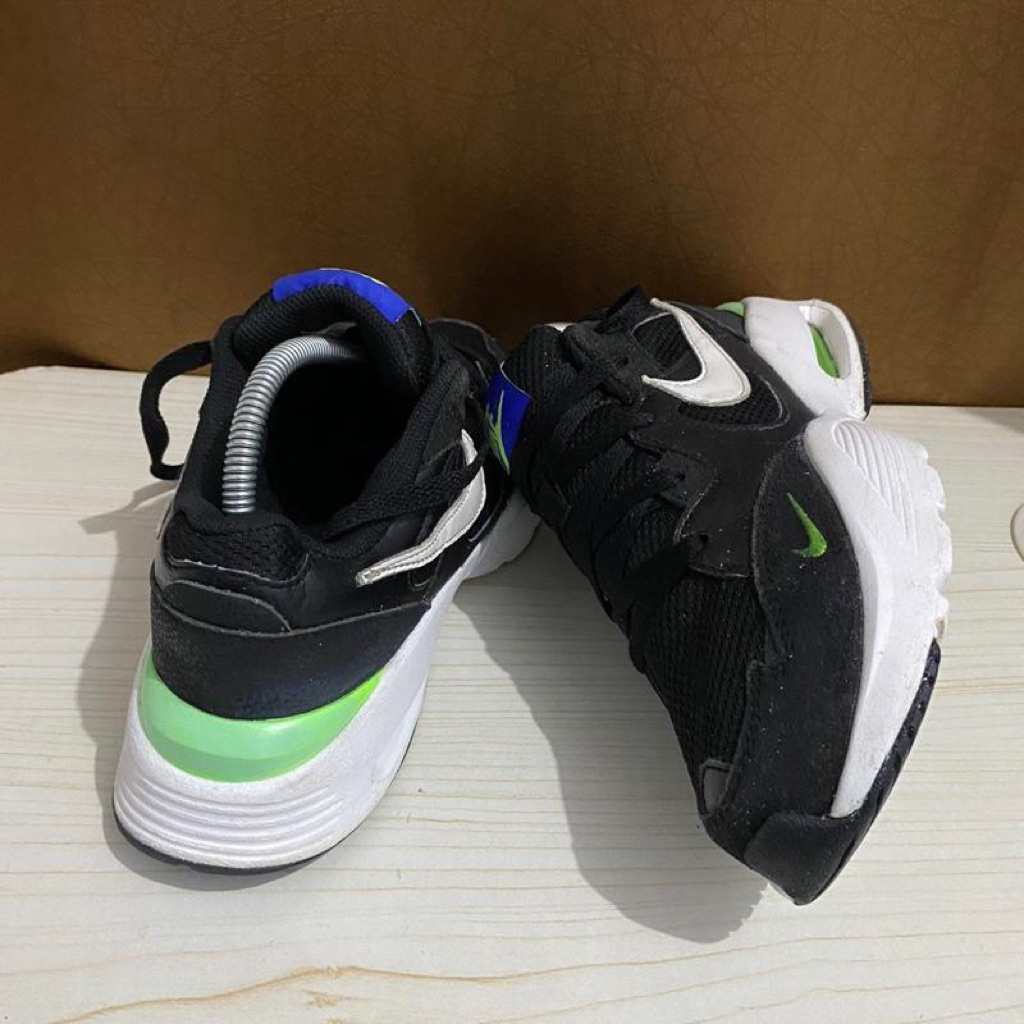 Sepatu second - PRELOVED Nike Airmax Fusion Black/Green/White Marathon Running Size UK 6.5 / 40.5