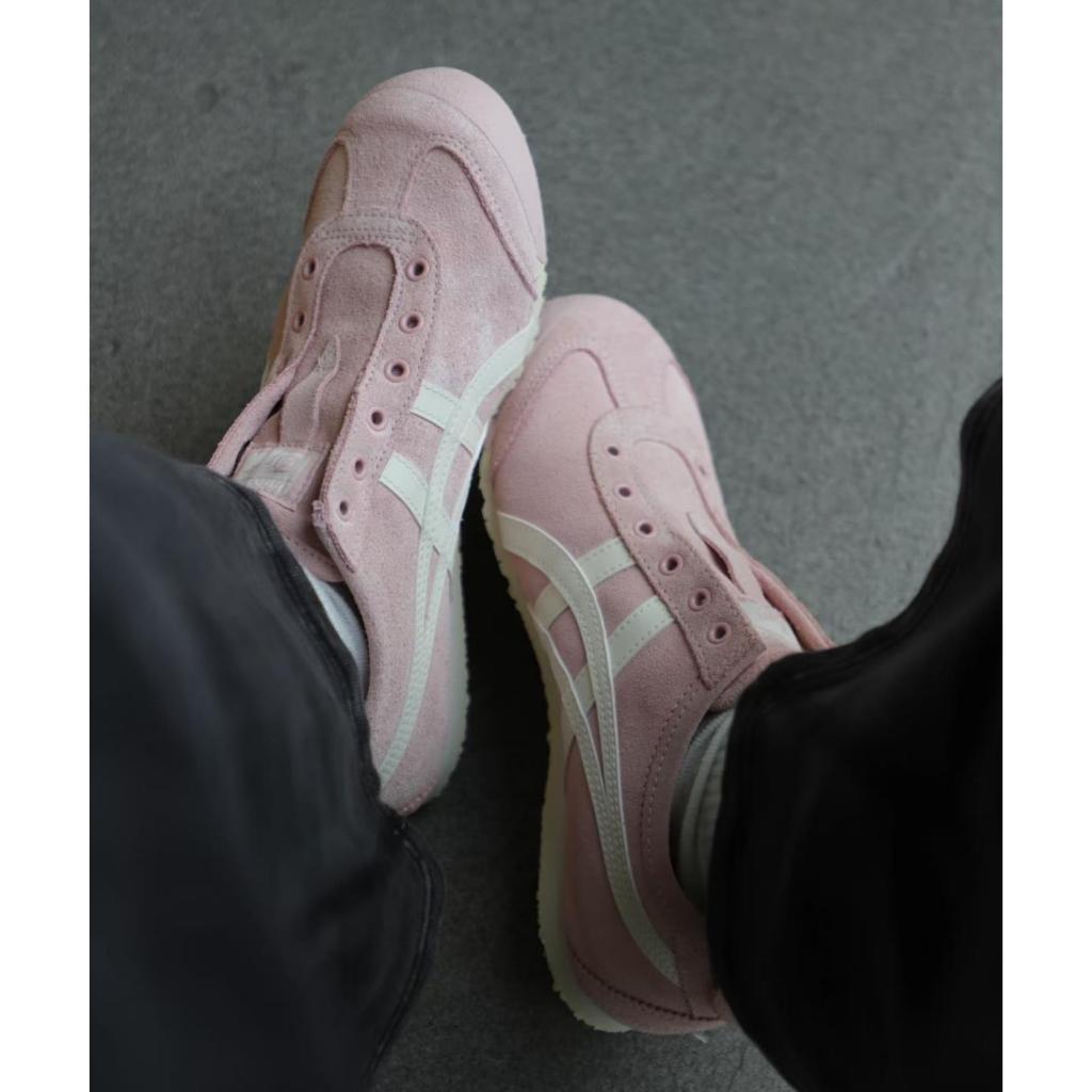 Sepatu Onitsuka Slip On Suede Pink White
