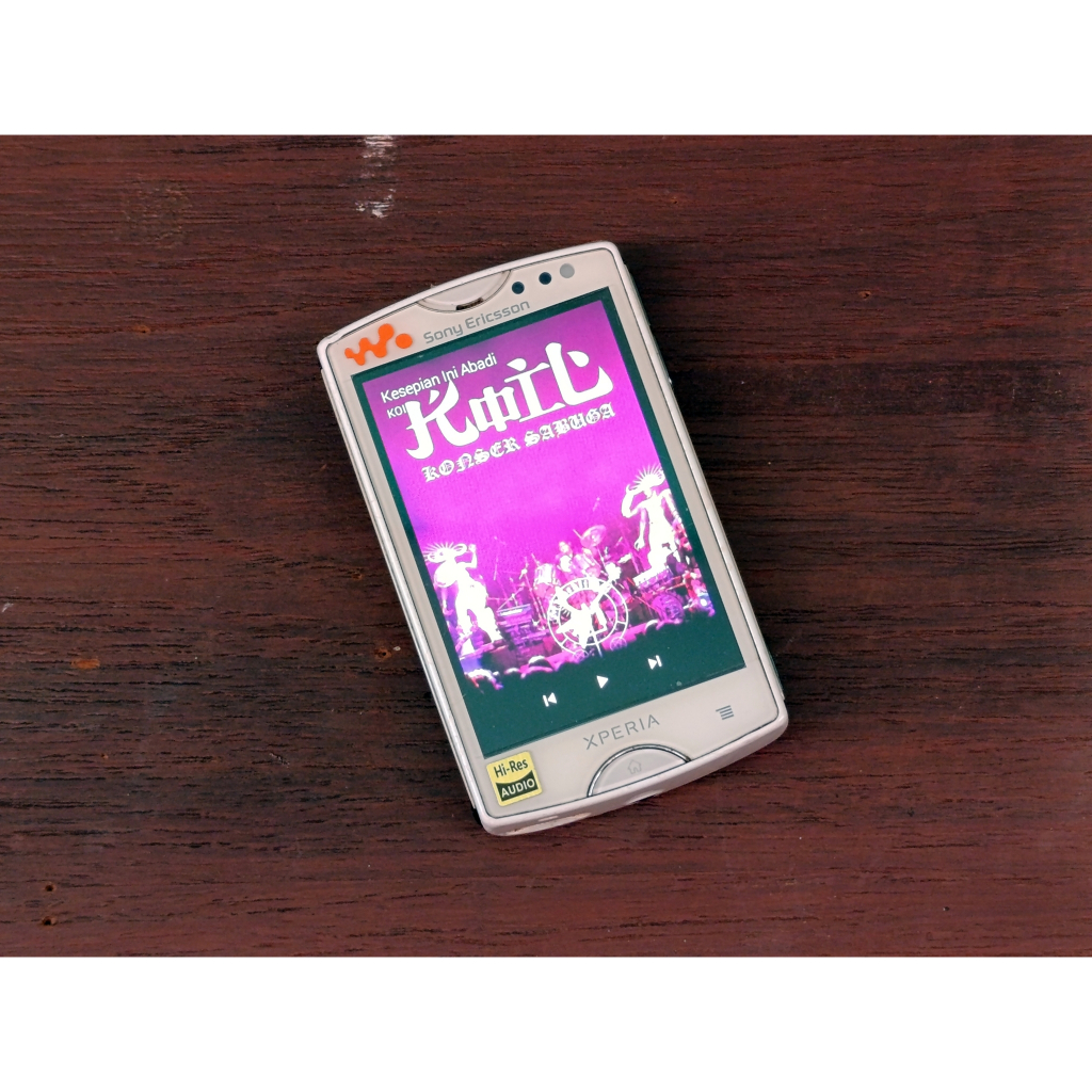 Sony Ericsson Xperia Mini ST15i (Device Music Only)