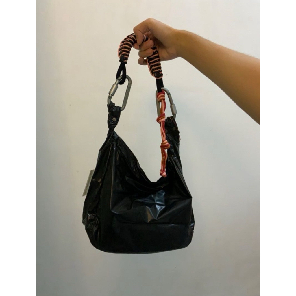 antidote reseau piett shoulder bag