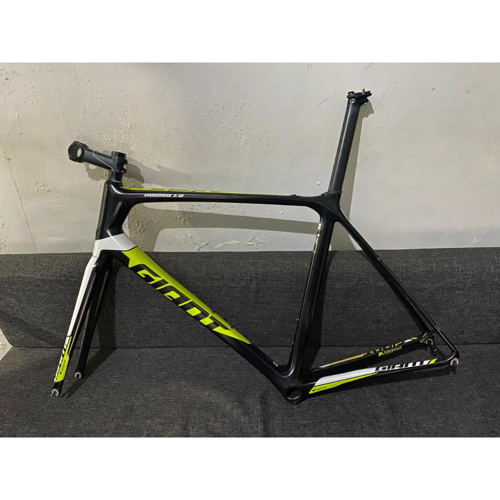 frameset giant tcr advanced 1 size L