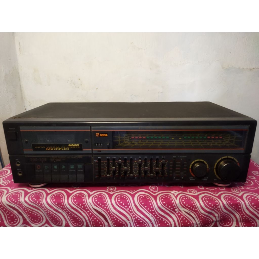 tape deck Tens