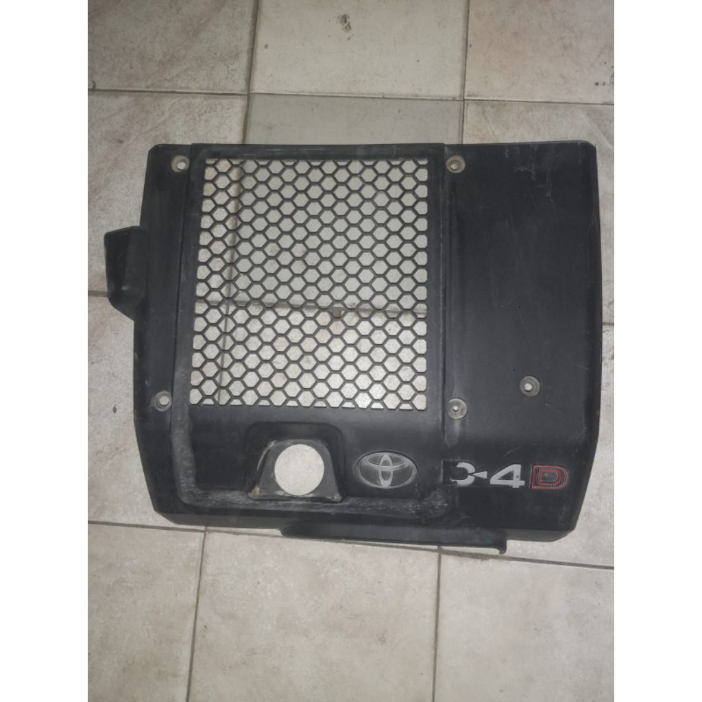 Cover Engine Toyota Hilux