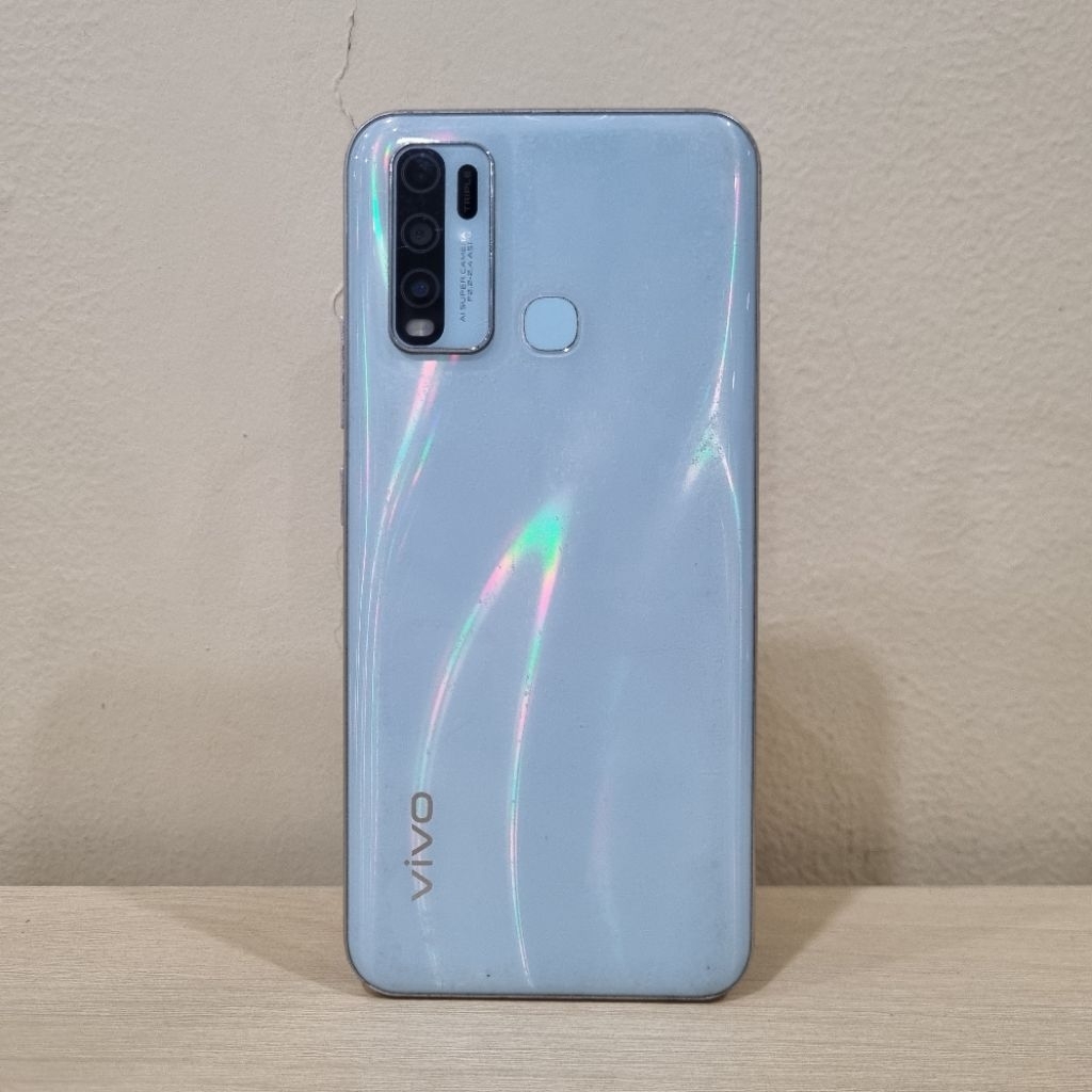 Handphone Vivo Y30i Ram 4 64GB (Batangan, Tanpa Charger)