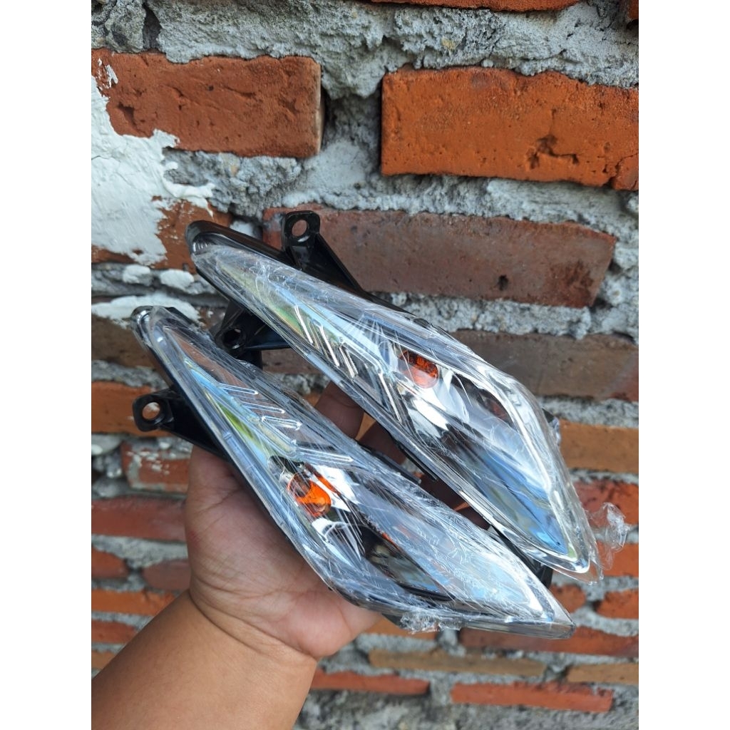 Lampu Sein Depan Assy KVY Beat Karbu / Beat Lama 2008-2012 Satu Set