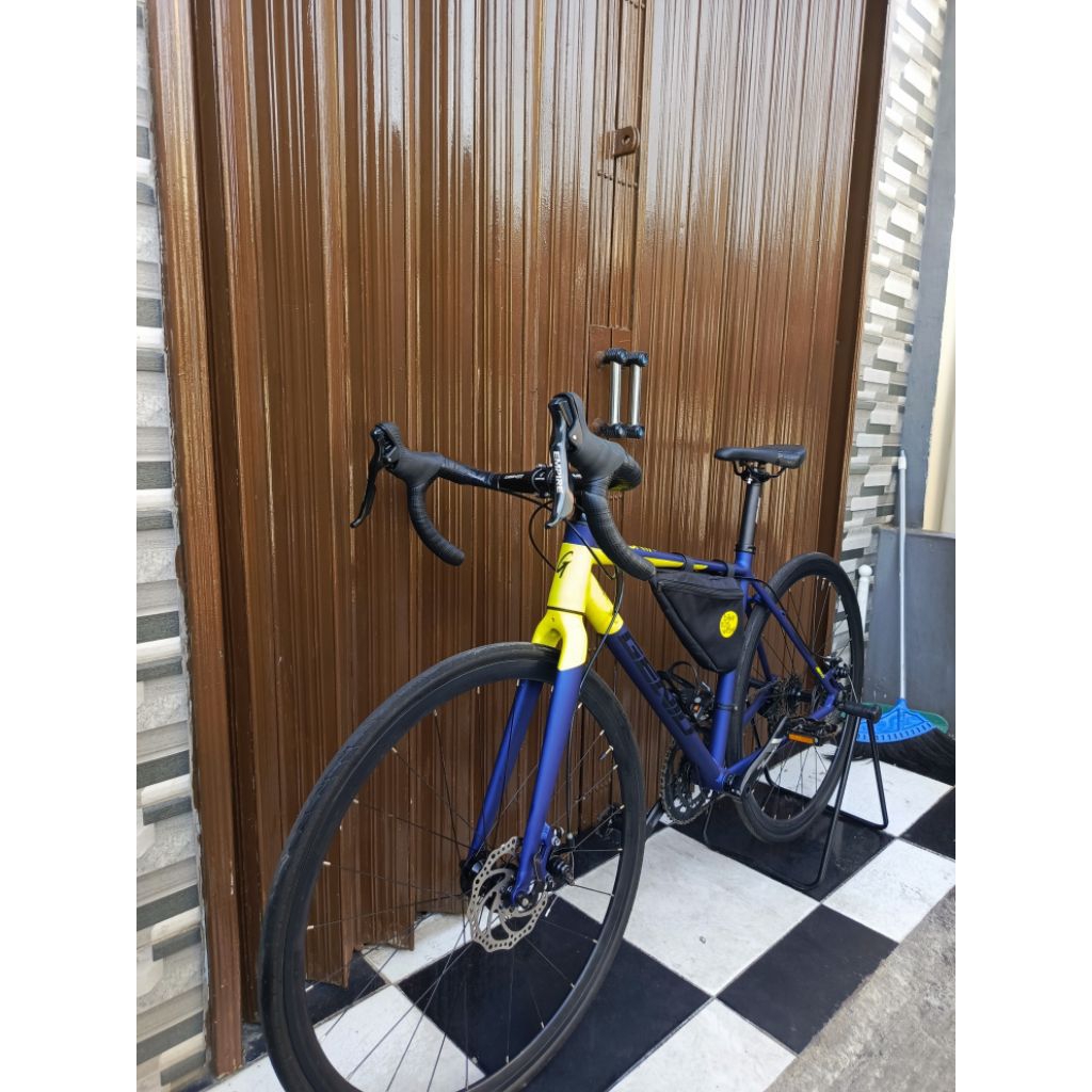 SEPEDA ROADBIKE GENIO VANGARD