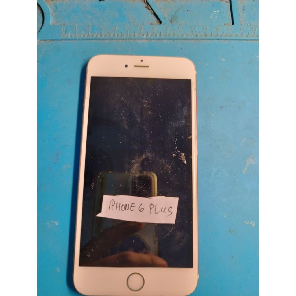 iphone 6 plus stuck logo