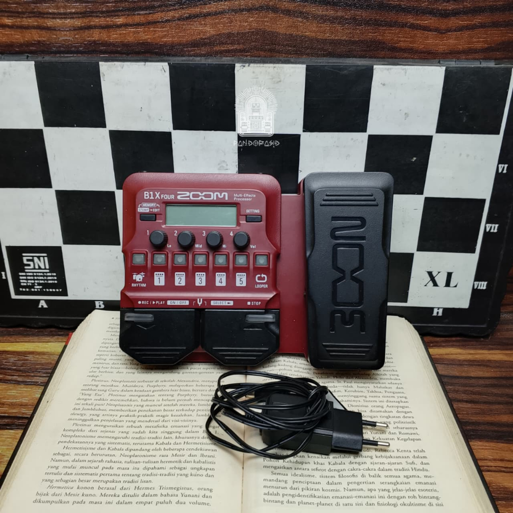 ZOOM B1X Four MultiEffect Procesor