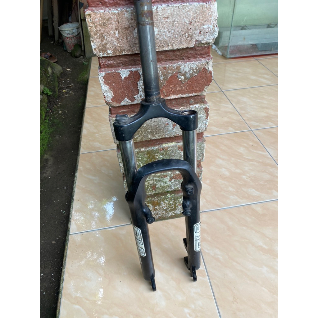 Fork RST Gila 26