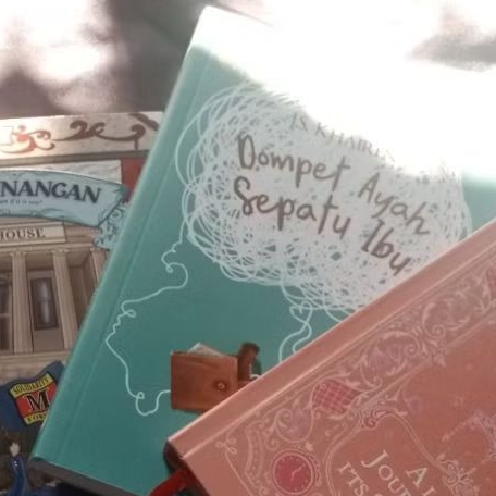 preloved novel dompet ayah sepatu ibu