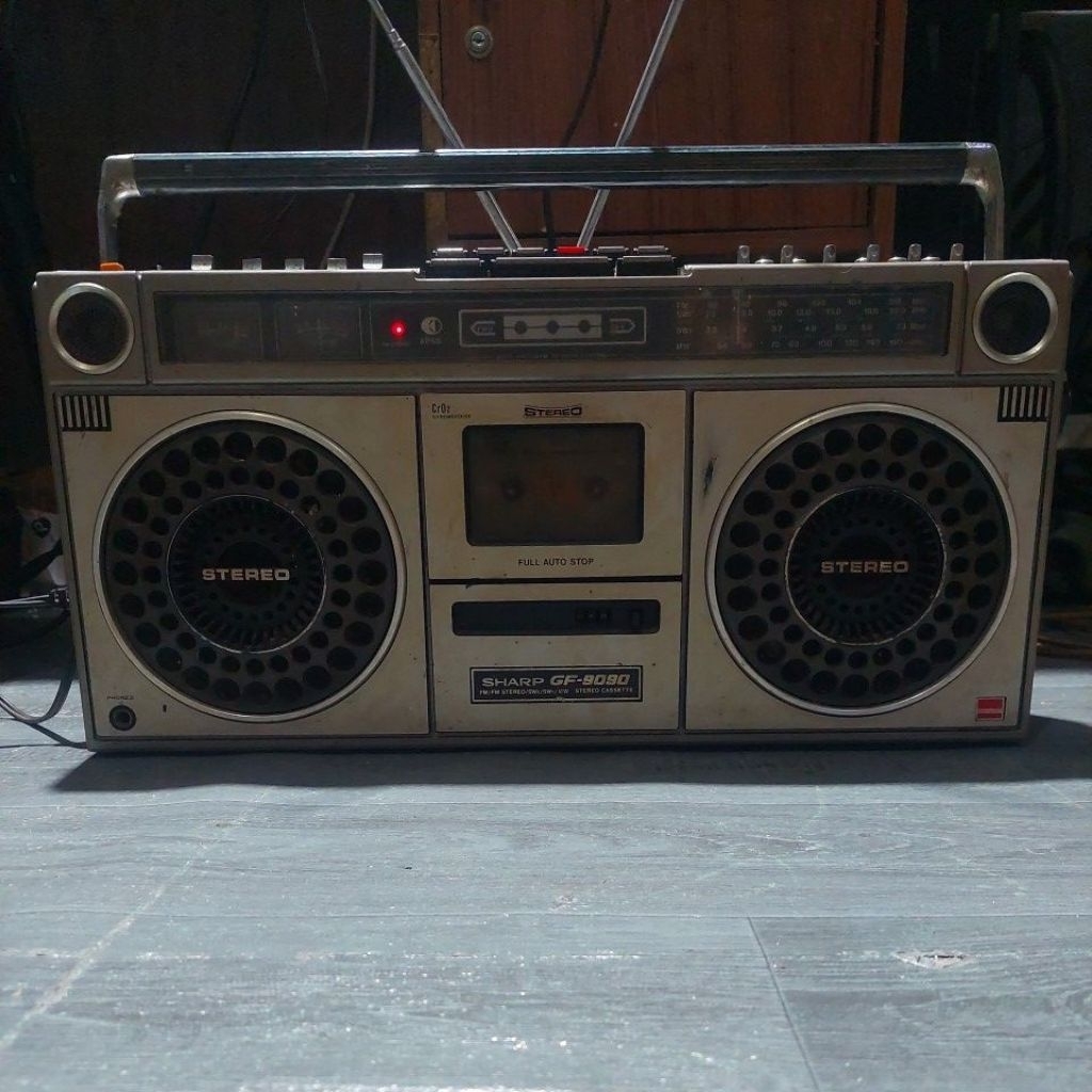 Radio boombox Sharp GF-9090X Normal