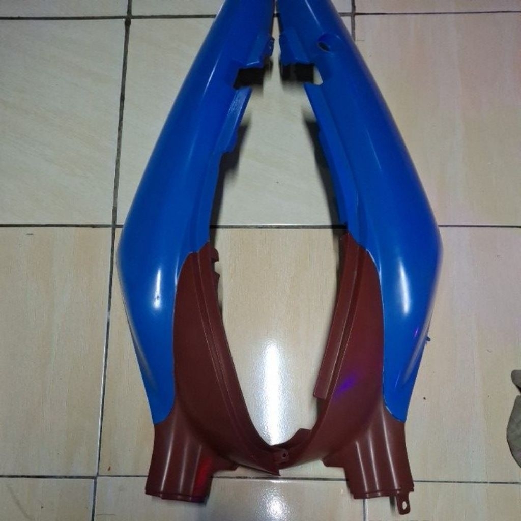 1 set cover body satria 2 tak lumba.(bahan)