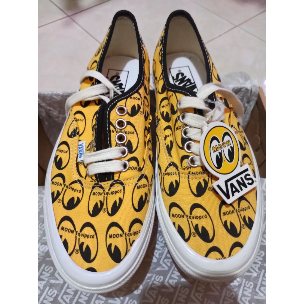 Moon Eyes x Vans Authentic 44DX Anaheim Factory Yellow Original 100% Global Release