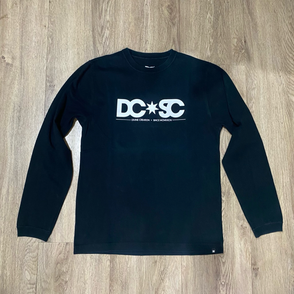 Tshirt Kaos lengan panjang hitam DC Shoes Co. Small Preloved