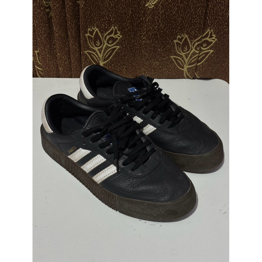 Preloved Adidas Sambarose Original size 40