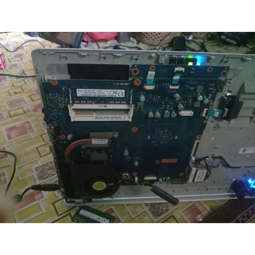Mobo Mainboard Laptop Samsung RV513 AMD e2