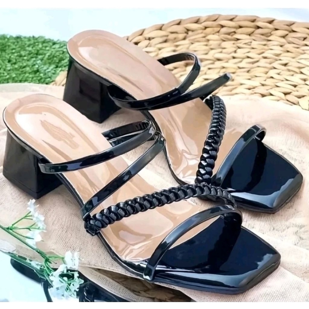 Sandal Wanita High Heels Kepang 5cm Putih - Desain Elegan, Nyaman Dipakai, Tali Unik