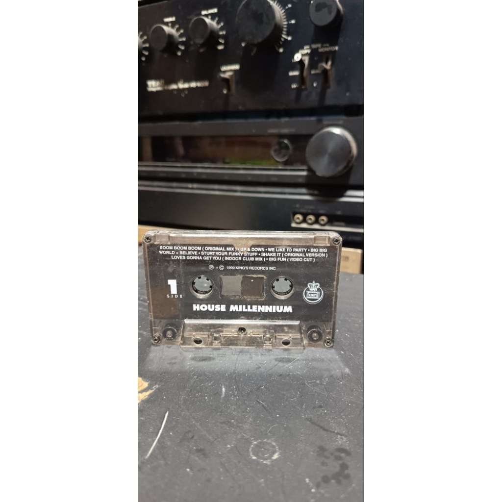 kaset pita House millenium