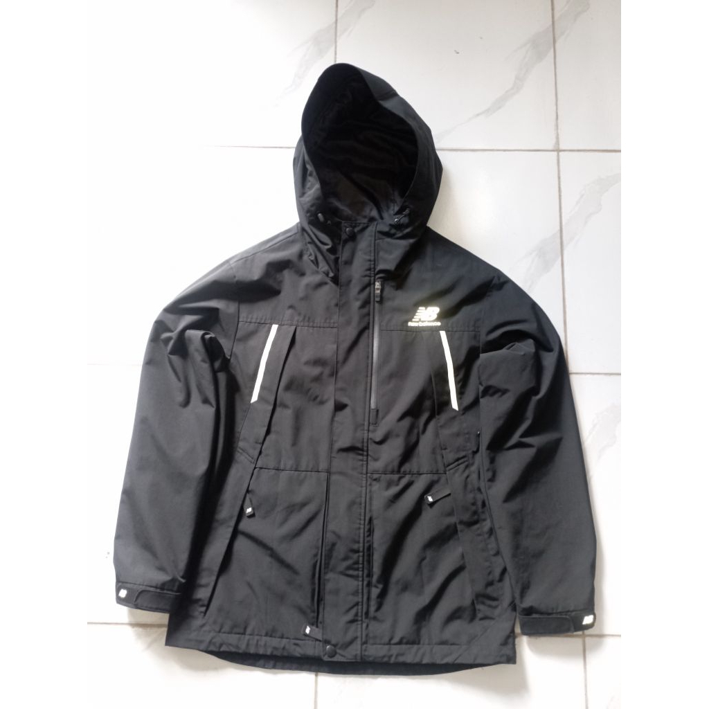 Jaket NB New Balance Outdoor Hitam Pekat || Seri TERBARUUU . . 