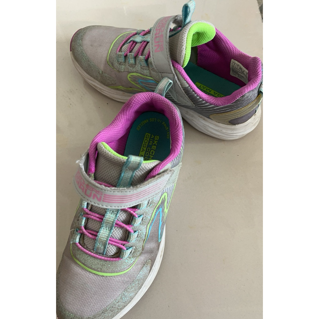 Sepatu Skechers Go RunAnak Cewek