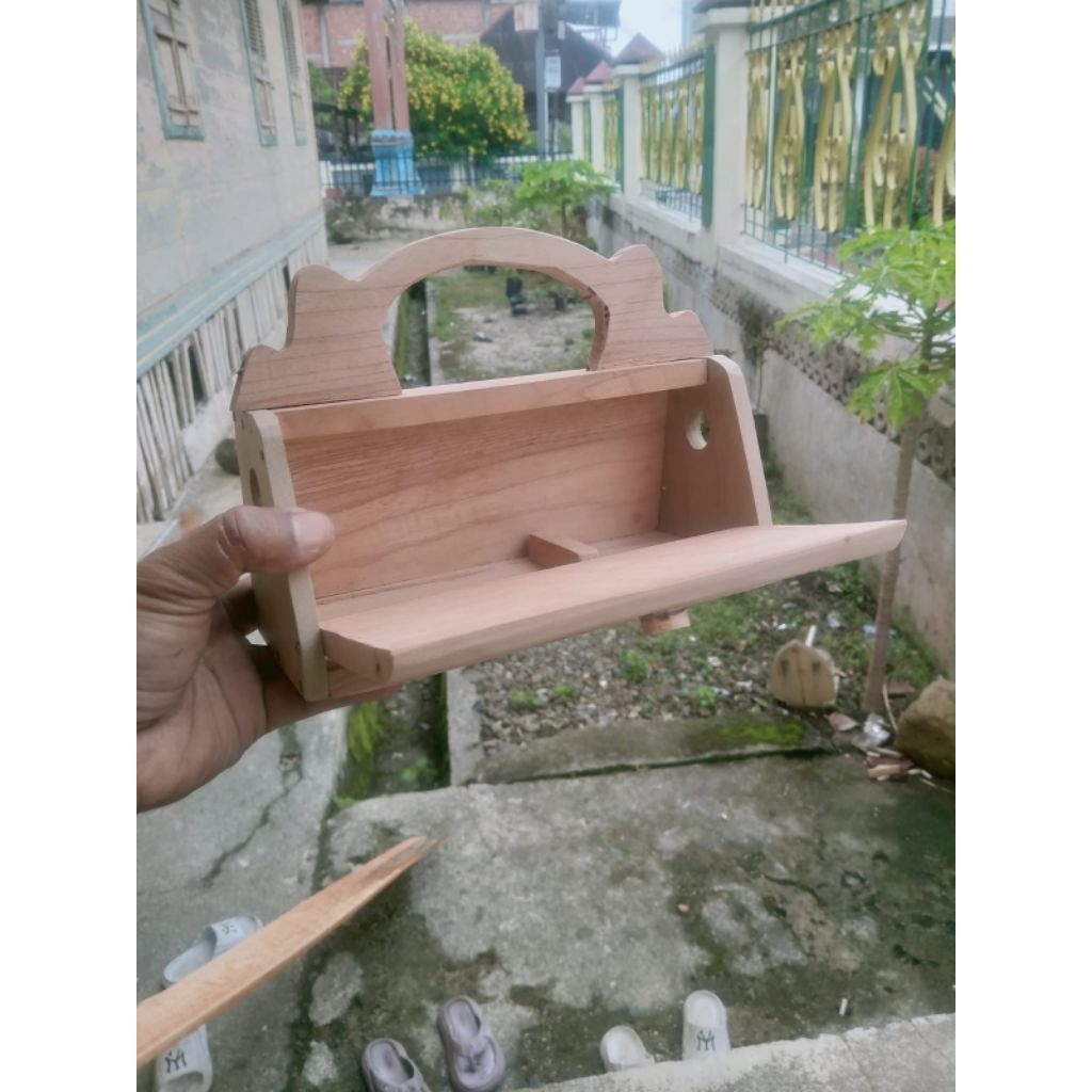 kotak pikat kutilang
