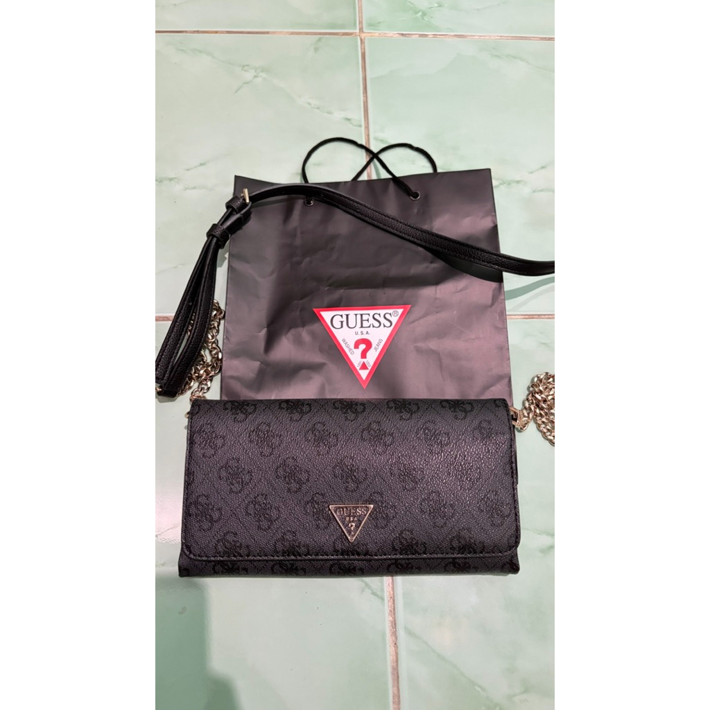 PRELOVED TAS GUESS NOELLE FLAP BLACK