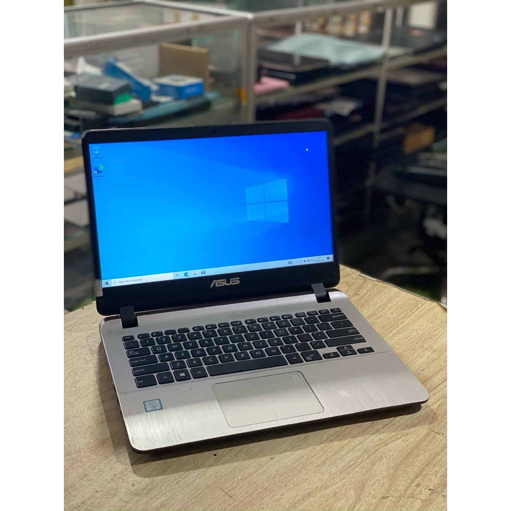 Laptop asus a407u i3