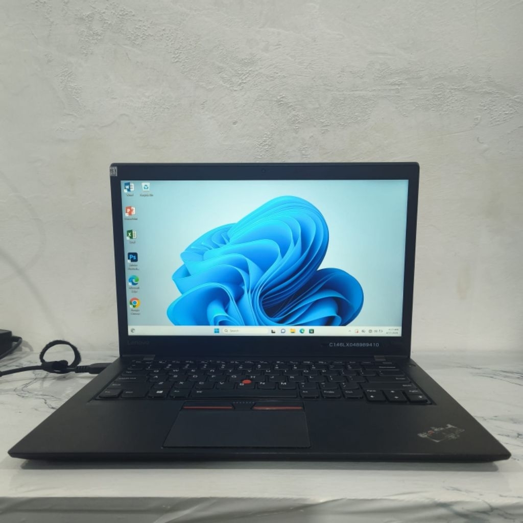 LENOVO THINKPAD T460S / CORE I5-6300U / SSD 256GB / 8GB / W11 / 14" FHD / BACKLIGHT KEYBOARD