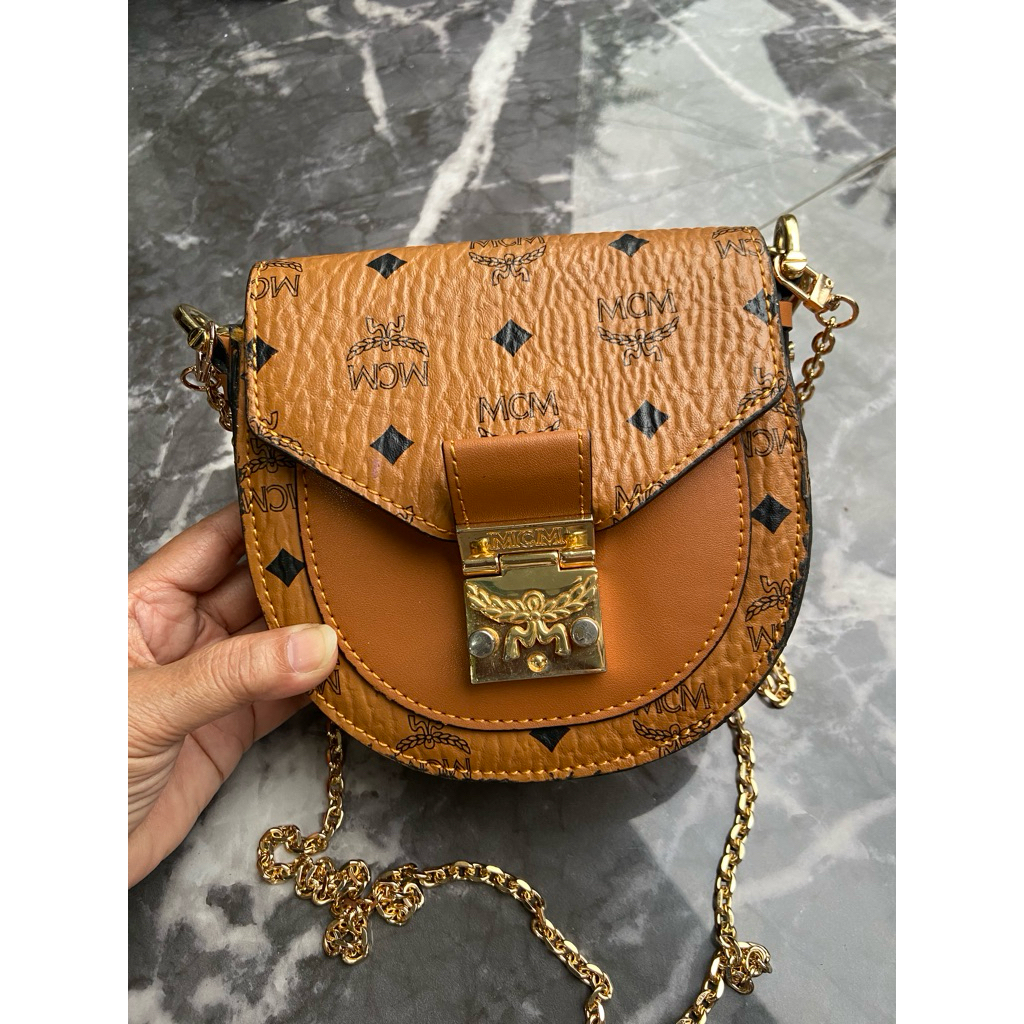 Preloved strap rantai dan tas sling kulit mcm