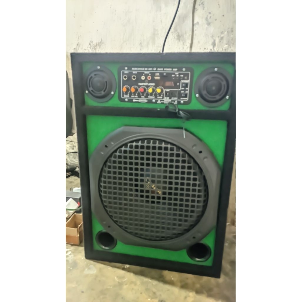 Speaker aktif 12 inci subwoofer