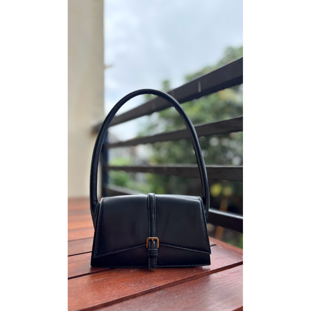 tas charles n keith shoulder bag hitam black original annelise bag