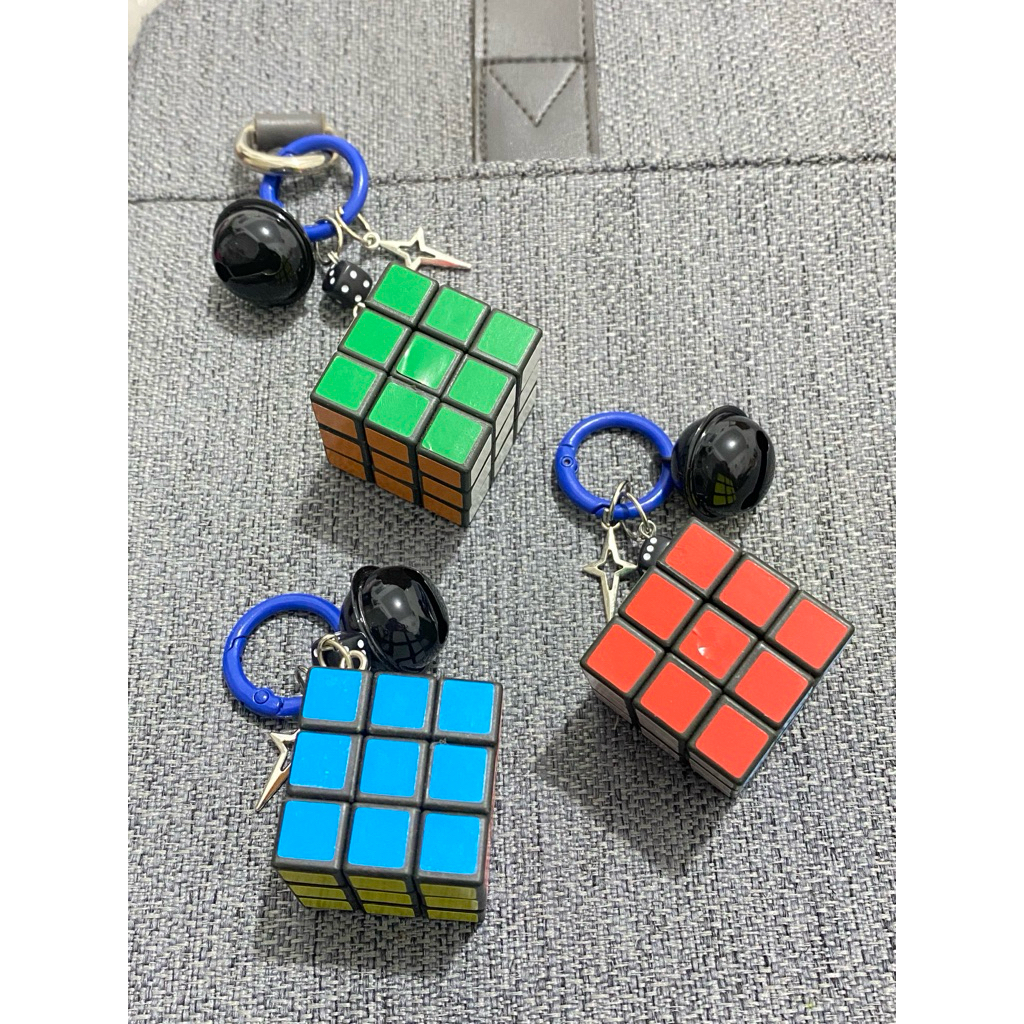 GANTUNGAN KUNCI KOTAK MINI WARNA | Gantungan Kunci Rubik Mini 3x3 | Mainan Edukasi Unik & Lucu