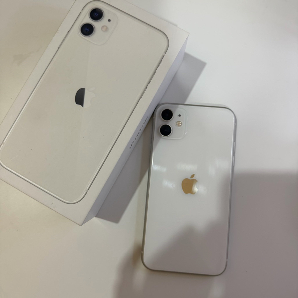 iPhone 11 128GB White Second Pemakaian Pribadi