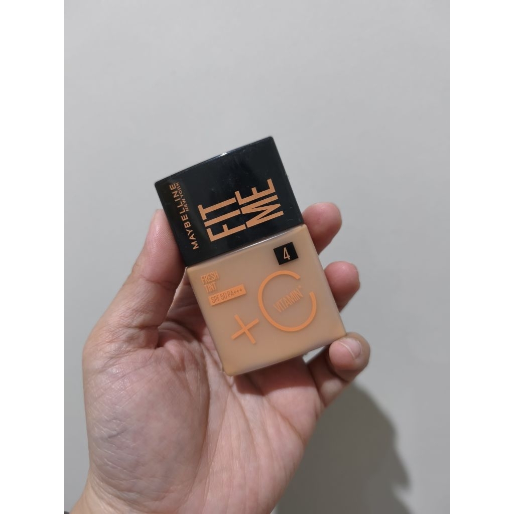 MAYBELLINE: Fit Me Fresh Tint 4