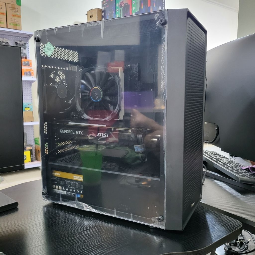 PC Gaming Design Render 4K - Intel Core i5 9400 - GTX 1080ti 11GB - Ram 16GB - SSD 256GB + 1TB
