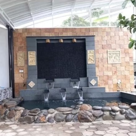 Jasa pembuatan kolam koi minimalis
