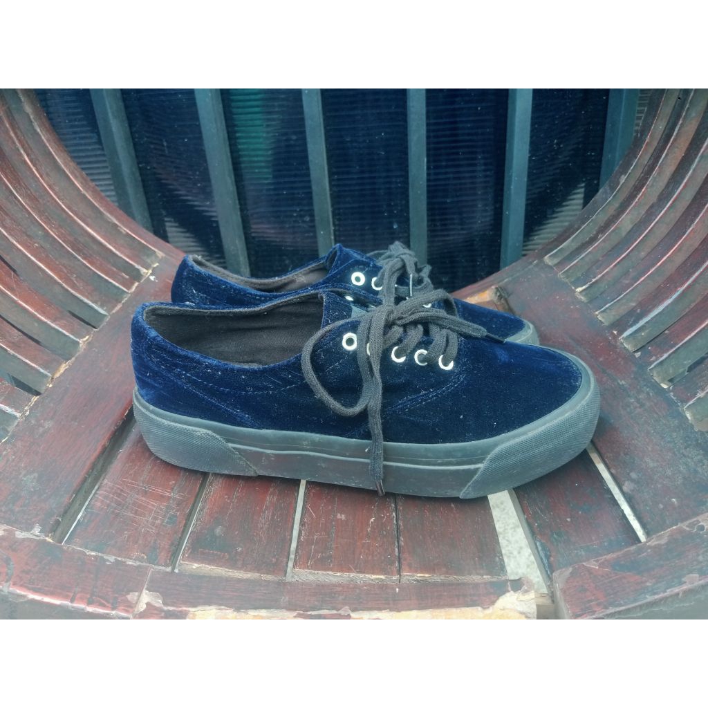 sepatu wanita pull and bear