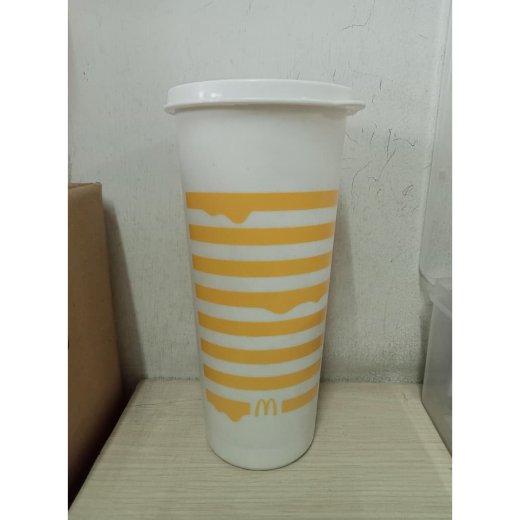 MCDONALD REUSABLE TUMBLER CUP / BOTOL MINUM PRELOVED