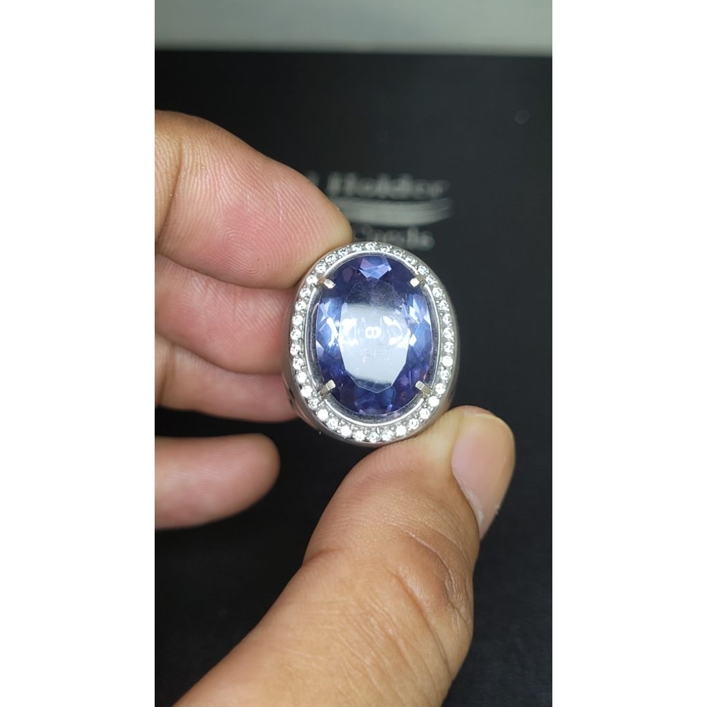 Natural color change Fluorite 13.34ct