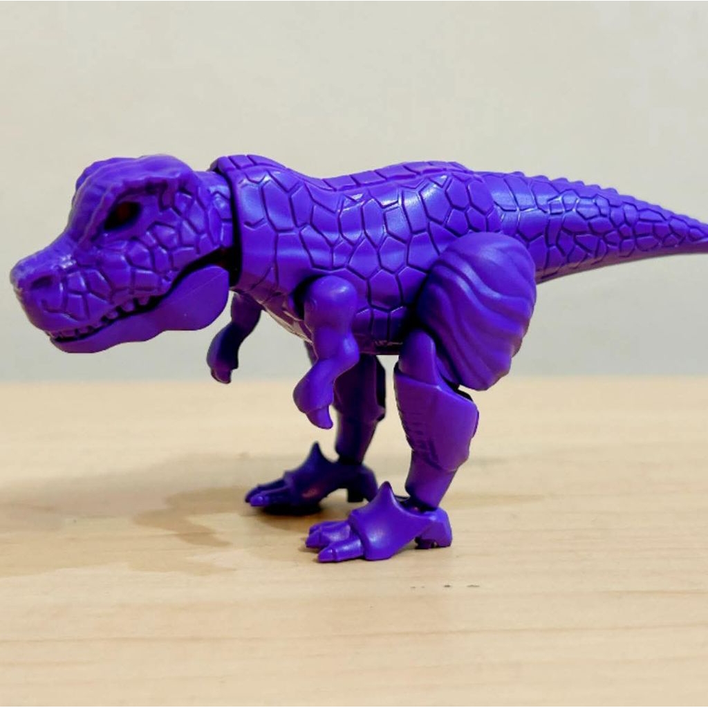 mainan figure blokees Transformers Defender Version 06 action figure, specifically the Brutal Fang B