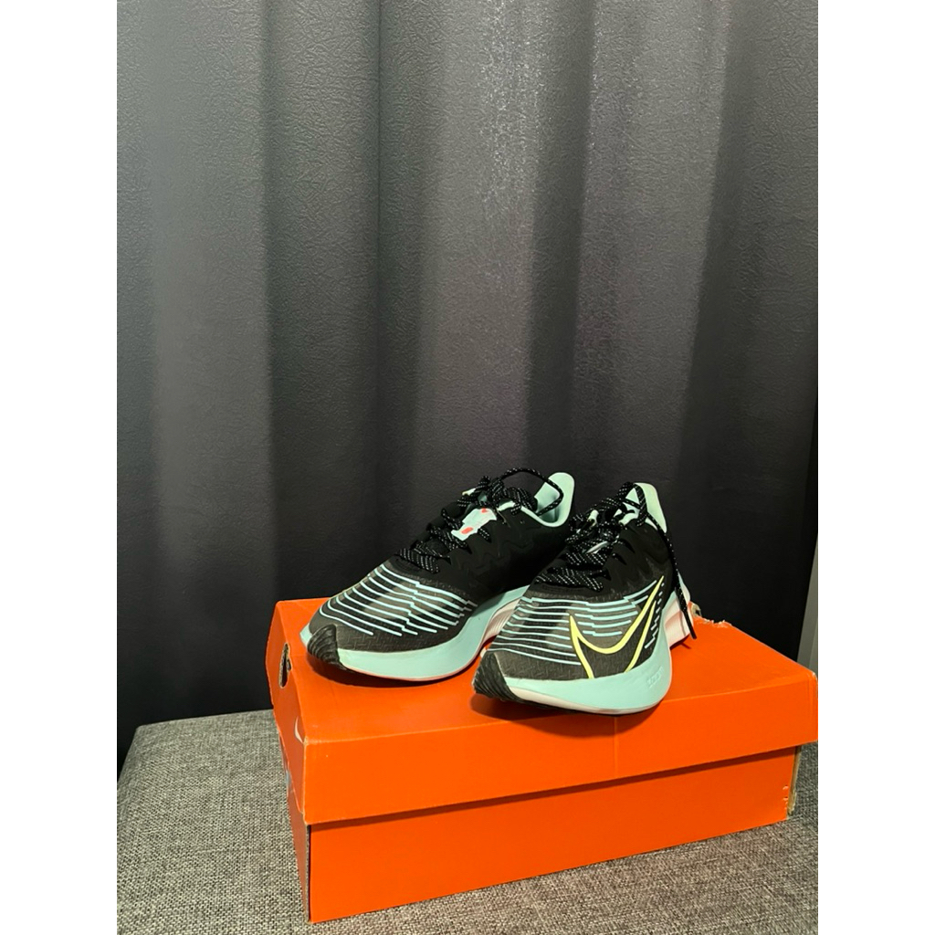 Sepatu nike zoom gravity size 37,5