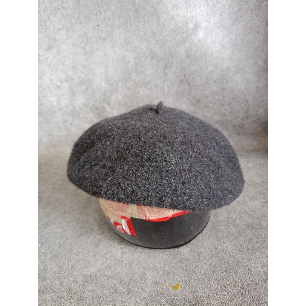 Topi Baret Wol