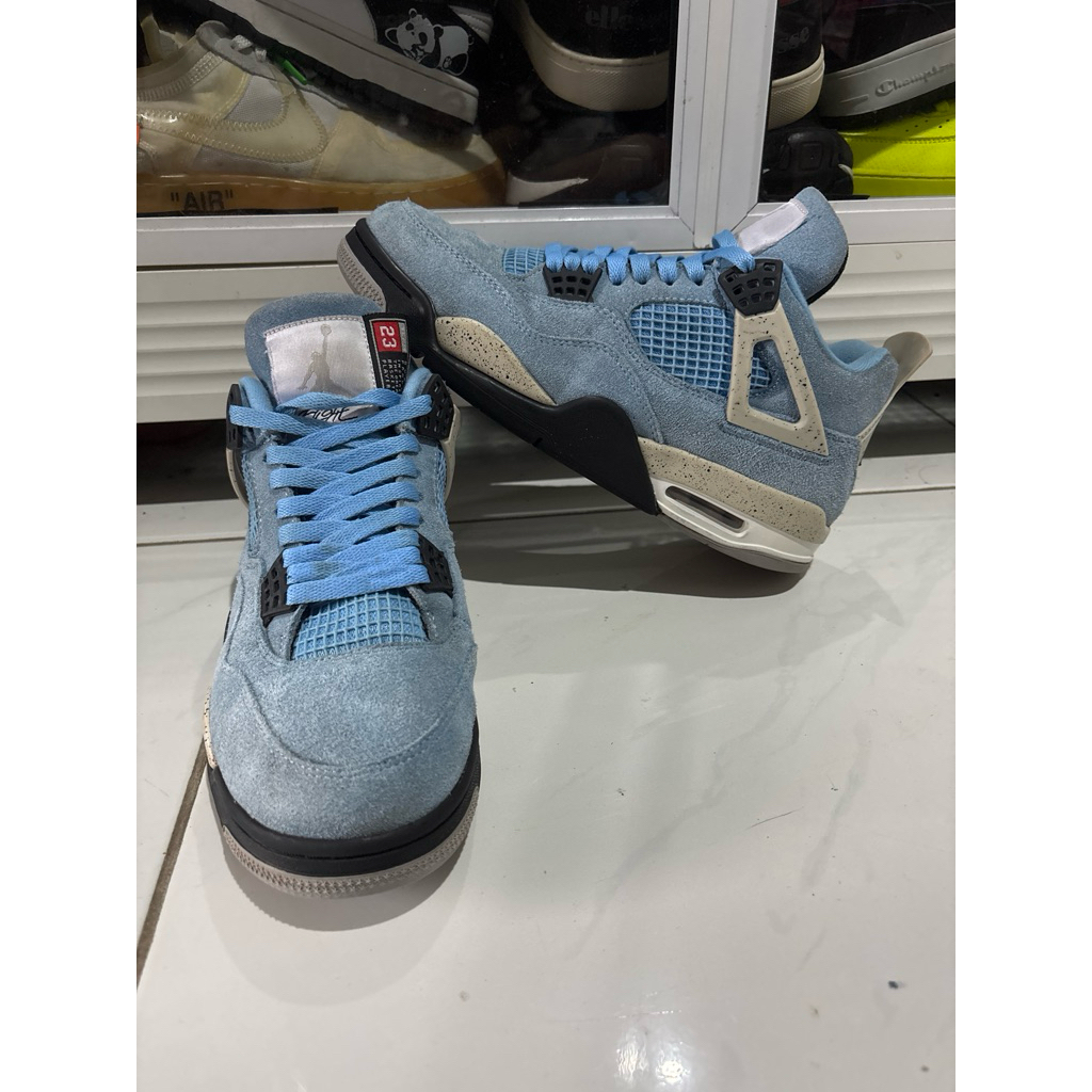 Jordan 4 Retro ‘University Blue’ size 43/27.5cm