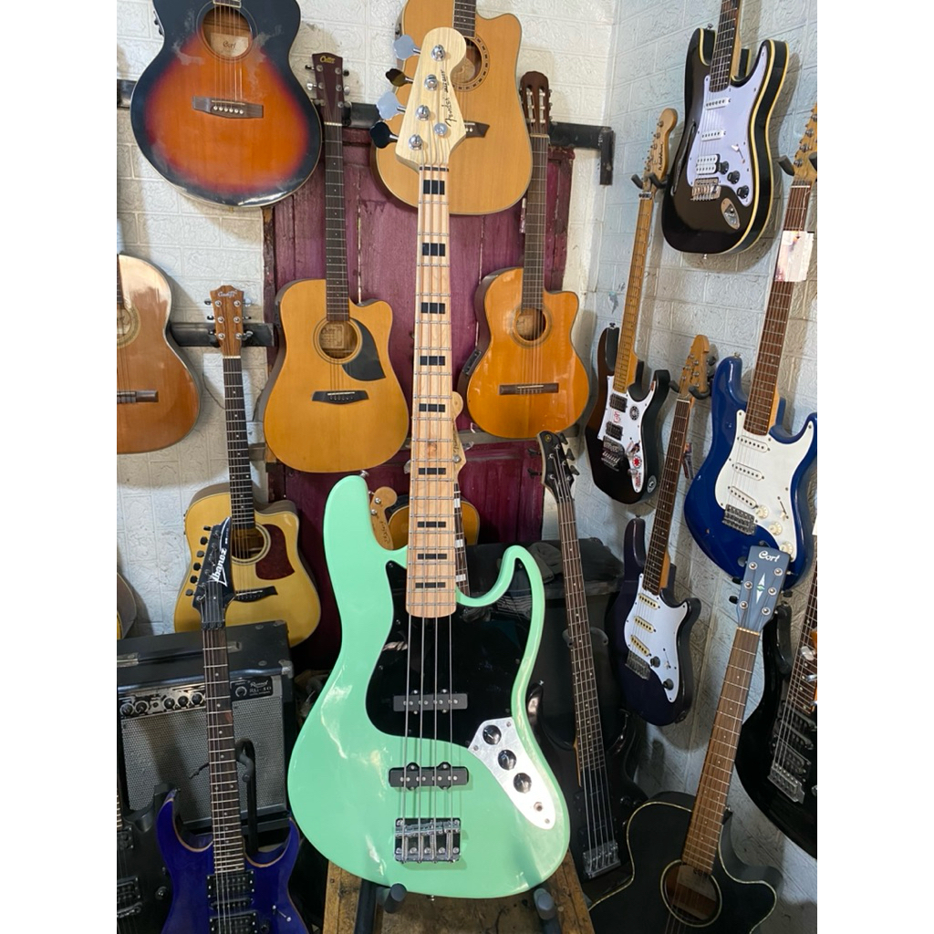 Bass Fender HQ Jazz bass 4 String Pasif Second Isrimewa